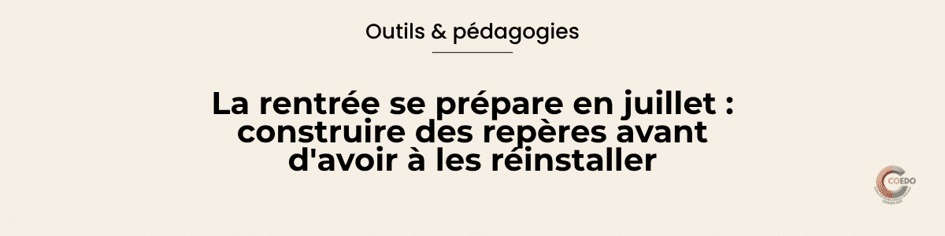 Équipe éducative préparant collectivement la rentrée autour d'un tableau de travail. L'illustration représente la construction de repères éducatifs, la coordination des professionnels, la prévisibilité institutionnelle et l'anticipation des premières semaines d'accompagnement.