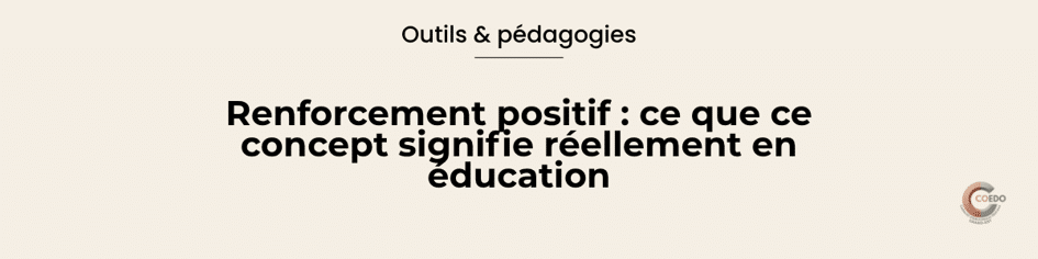 Un professionnel réagit à un comportement adapté d’un jeune tandis qu’une seconde occurrence du comportement apparaît, illustrant le principe d’une conséquence qui augmente la probabilité de répétition.